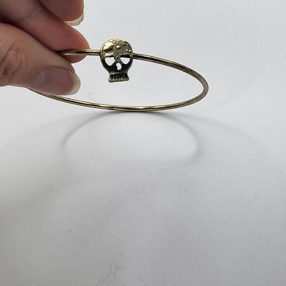 Extra Large Dainty Skull Bracelet 8.25 in - Picture 4 of 4